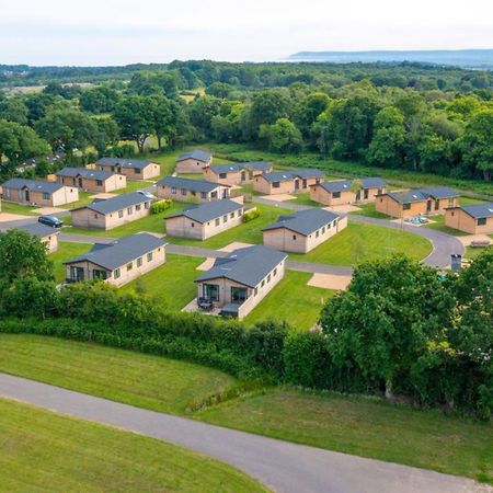 Chestnut Meadow Country Park Villa Sidley Buitenkant foto