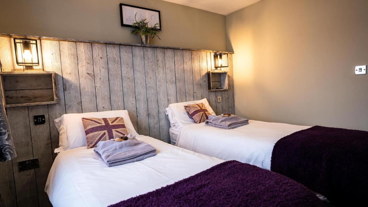 Chestnut Meadow Country Park Villa Sidley Buitenkant foto