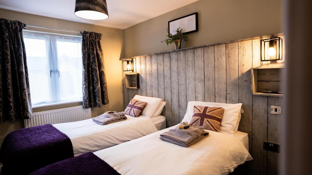 Chestnut Meadow Country Park Villa Sidley Buitenkant foto